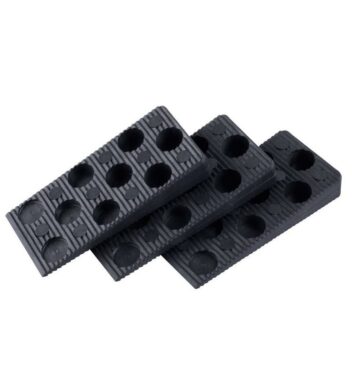 Klínky montážní plastové, černé,  95x45x15mm, 50ks  (26685)